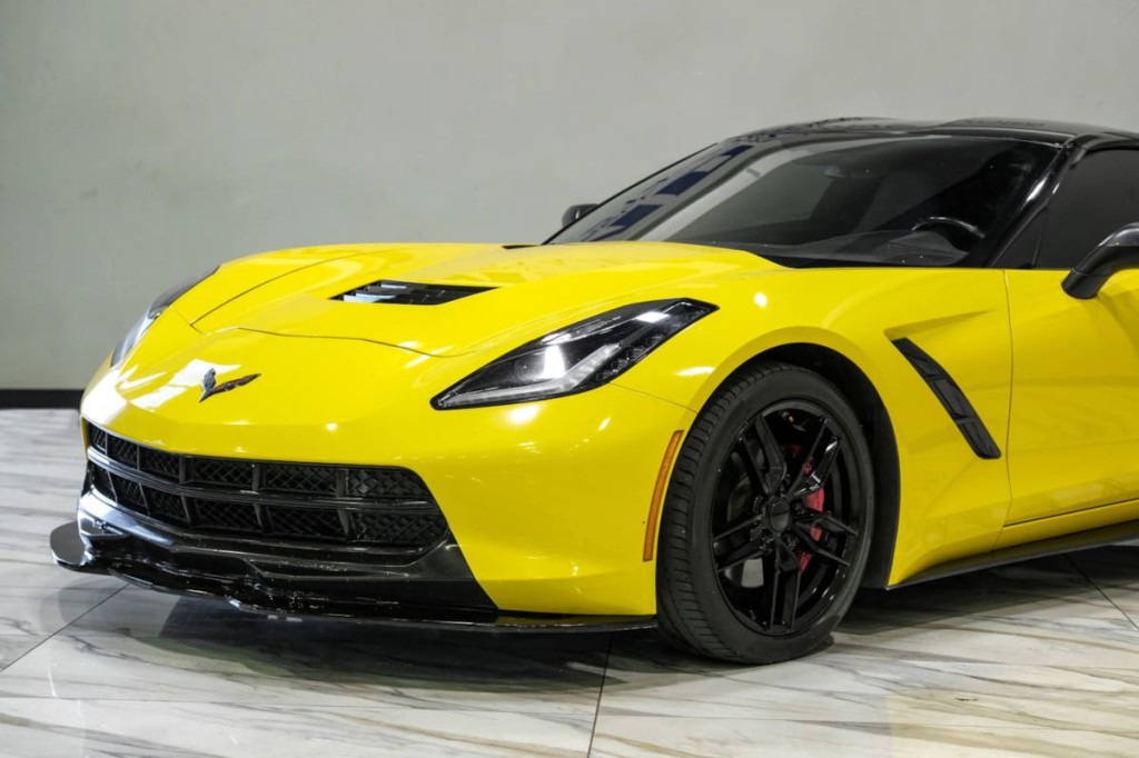 2015 Chevrolet Corvette Image 6