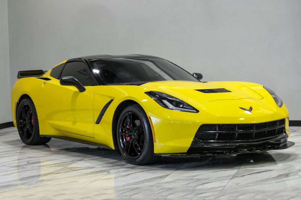 2015 Chevrolet Corvette Image 9