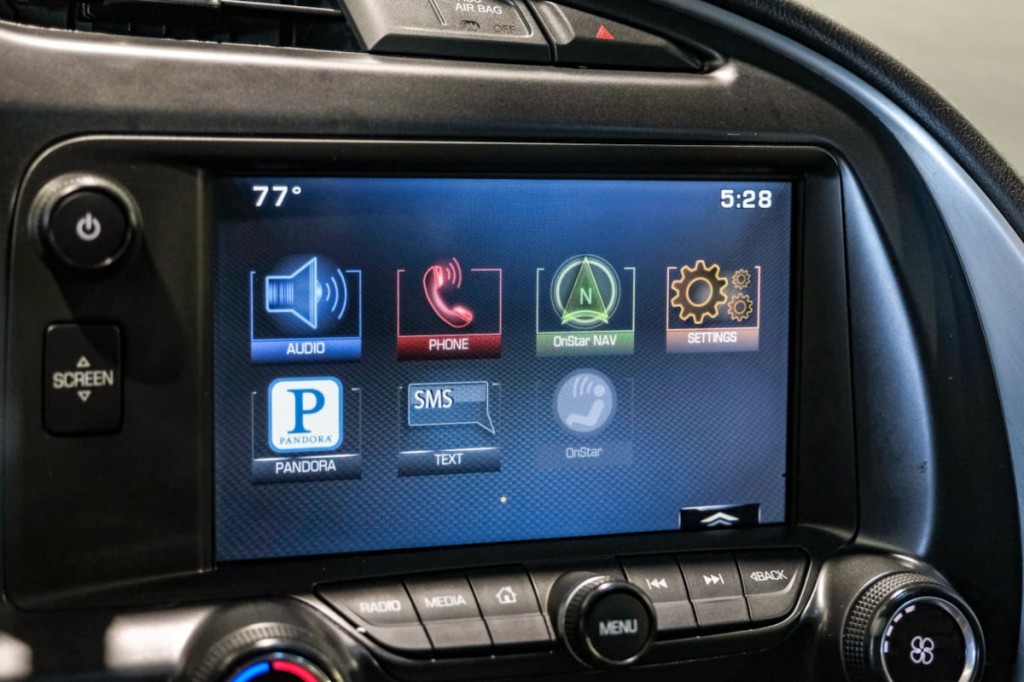 2015 Chevrolet Corvette Image 23