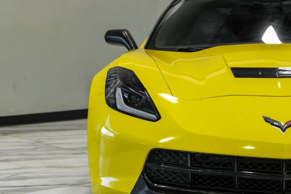 2015 Chevrolet Corvette Image 32