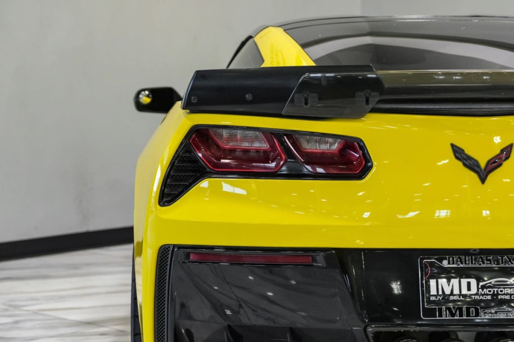 2015 Chevrolet Corvette Image 33