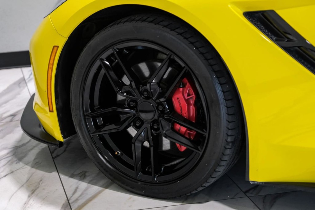 2015 Chevrolet Corvette Image 41