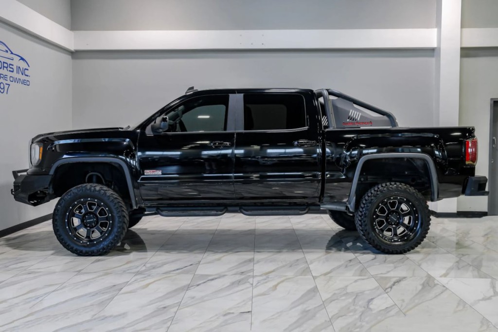 2017 GMC Sierra 1500 Image 16