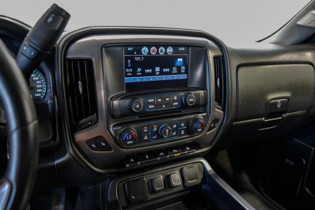 2017 GMC Sierra 1500 Image 32