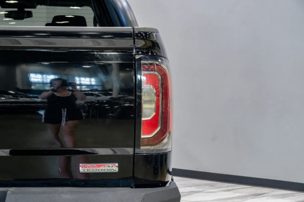 2017 GMC Sierra 1500 Image 63