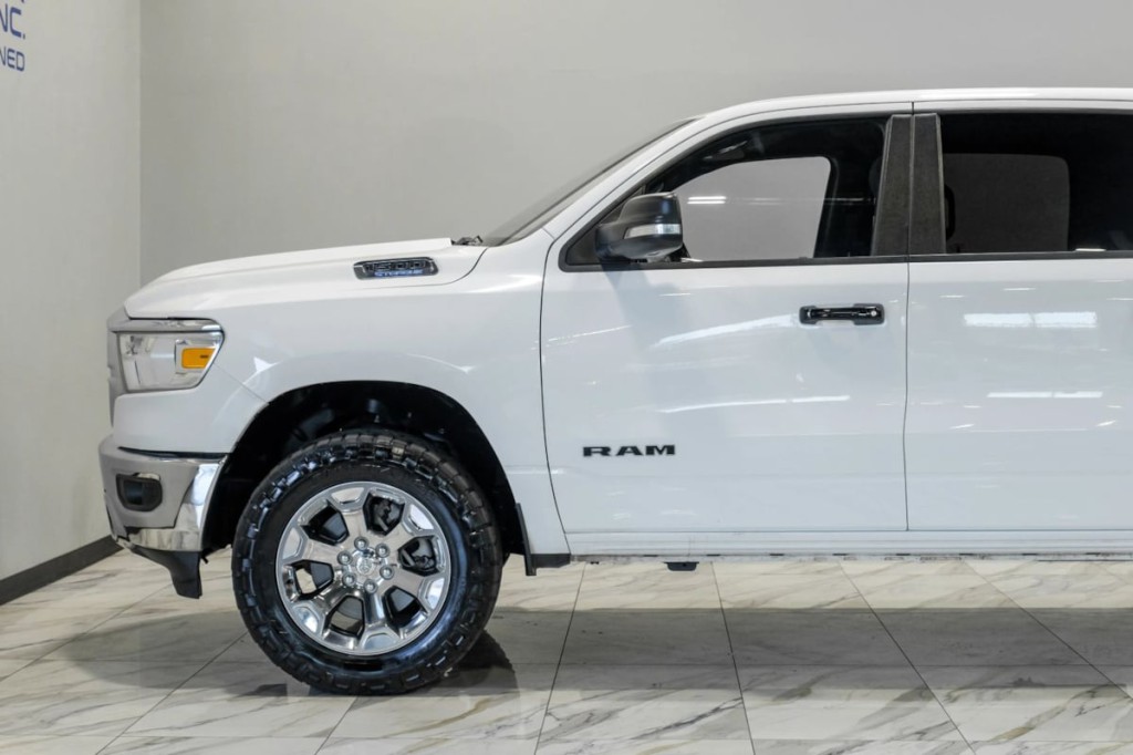 2022 RAM 1500 Image 17