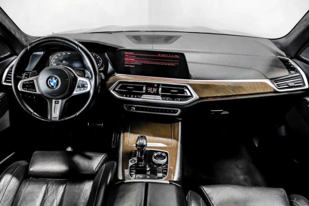 2020 BMW X5 Image 17