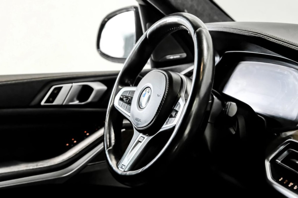 2020 BMW X5 Image 18