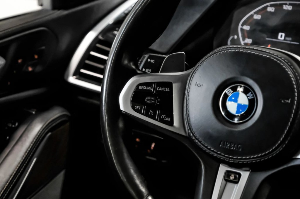 2020 BMW X5 Image 21