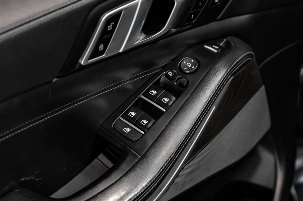 2020 BMW X5 Image 40