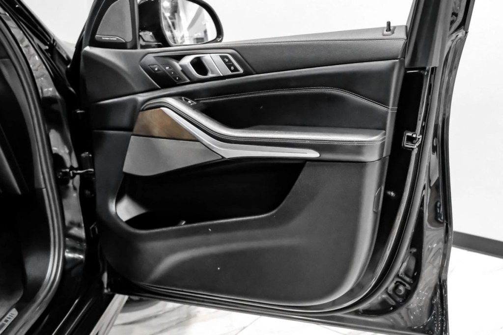 2020 BMW X5 Image 41