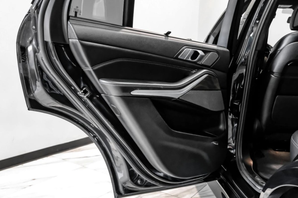 2020 BMW X5 Image 42