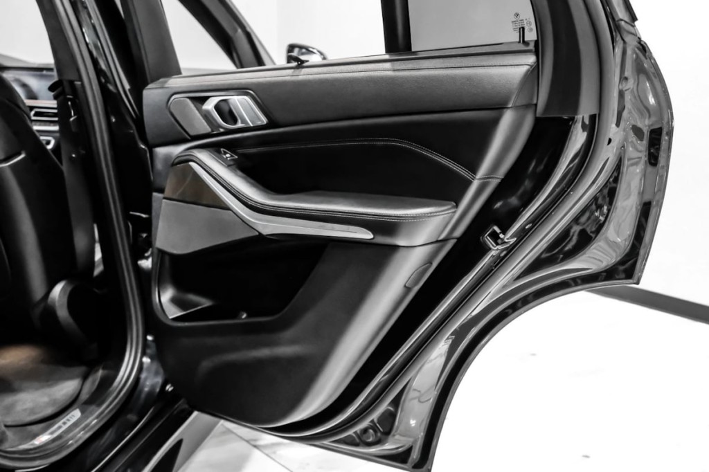 2020 BMW X5 Image 43