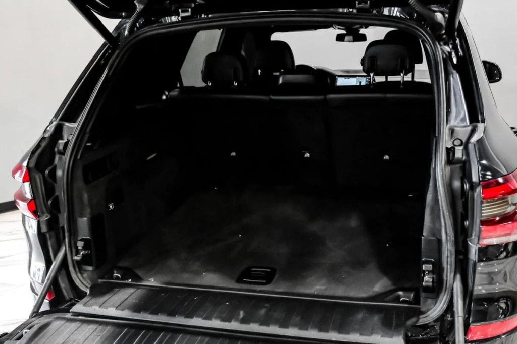 2020 BMW X5 Image 49