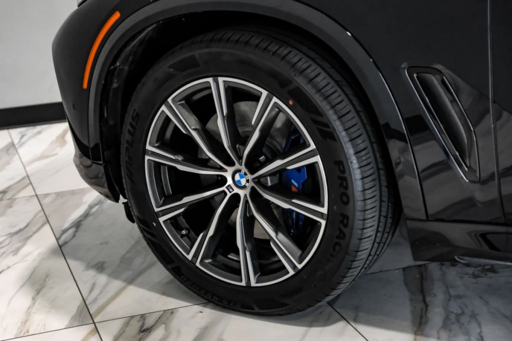 2020 BMW X5 Image 54