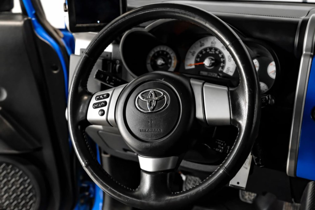 2007 Toyota FJ Cruiser Image 17