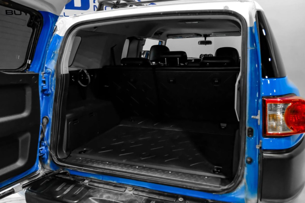 2007 Toyota FJ Cruiser Image 46