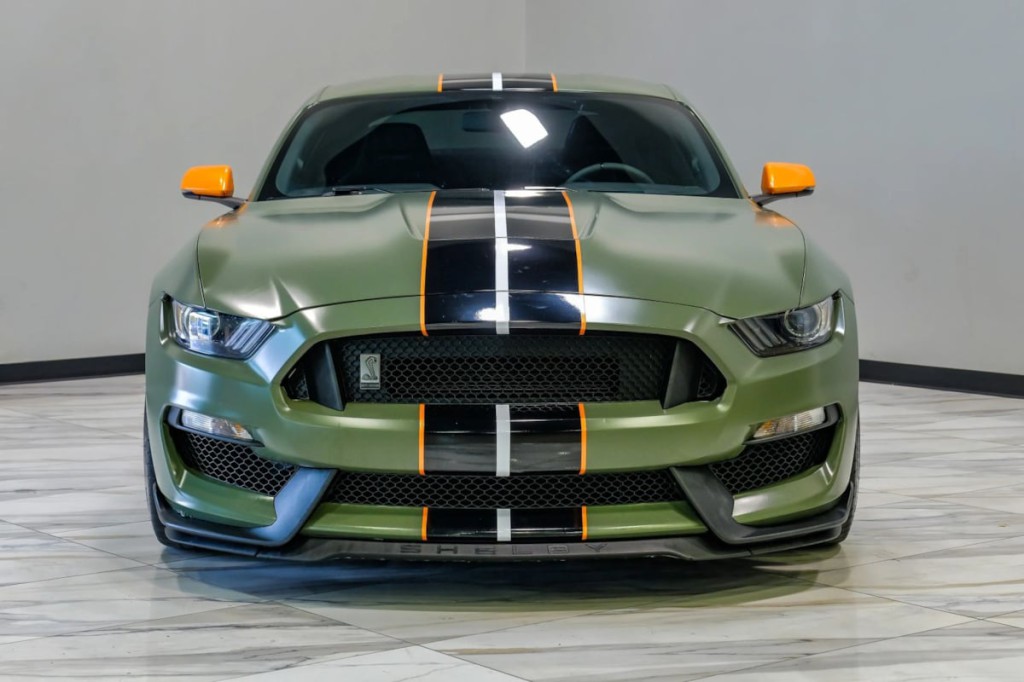 2017 Ford Mustang Image 8