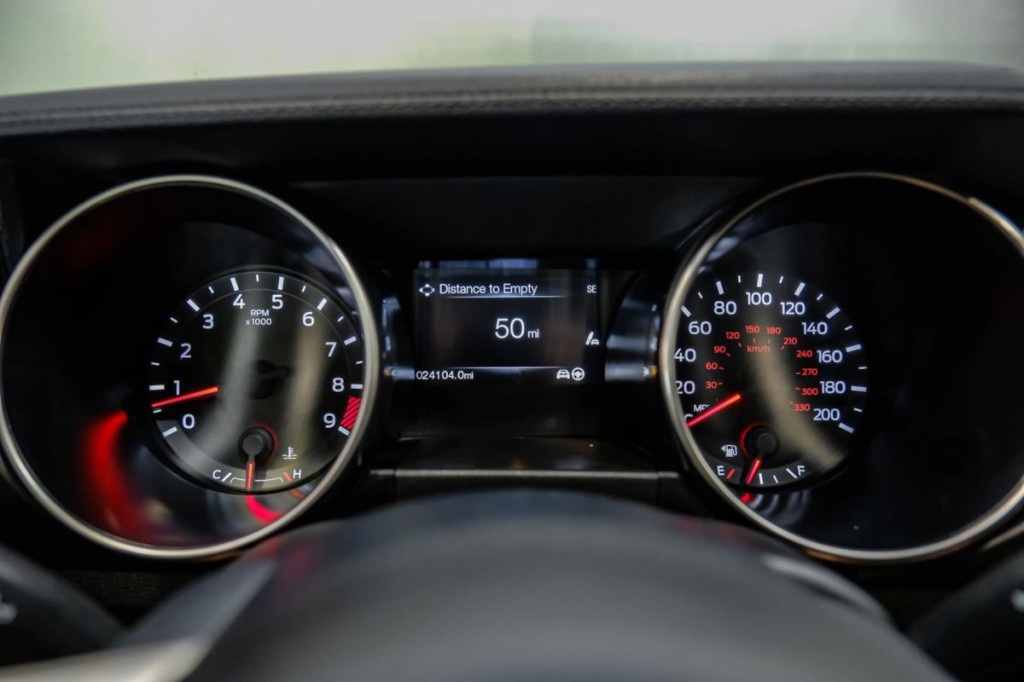 2017 Ford Mustang Image 22