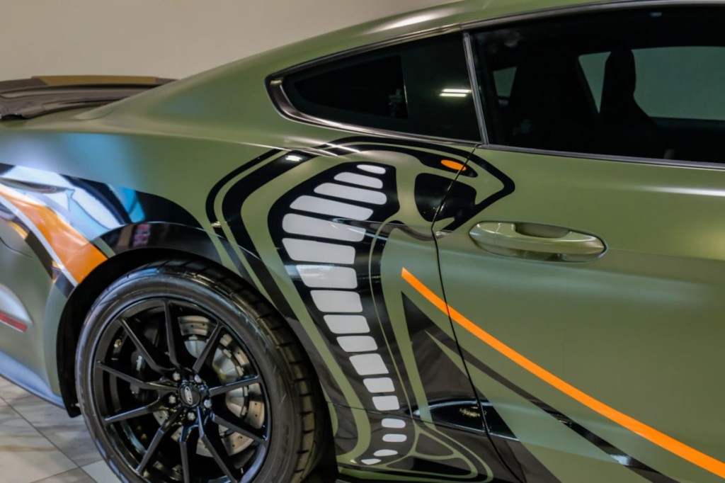 2017 Ford Mustang Image 66