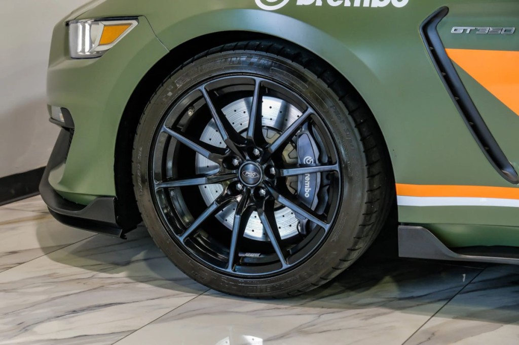 2017 Ford Mustang Image 80