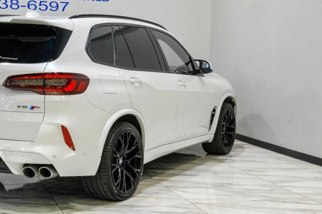 2021 BMW X5 Image 14