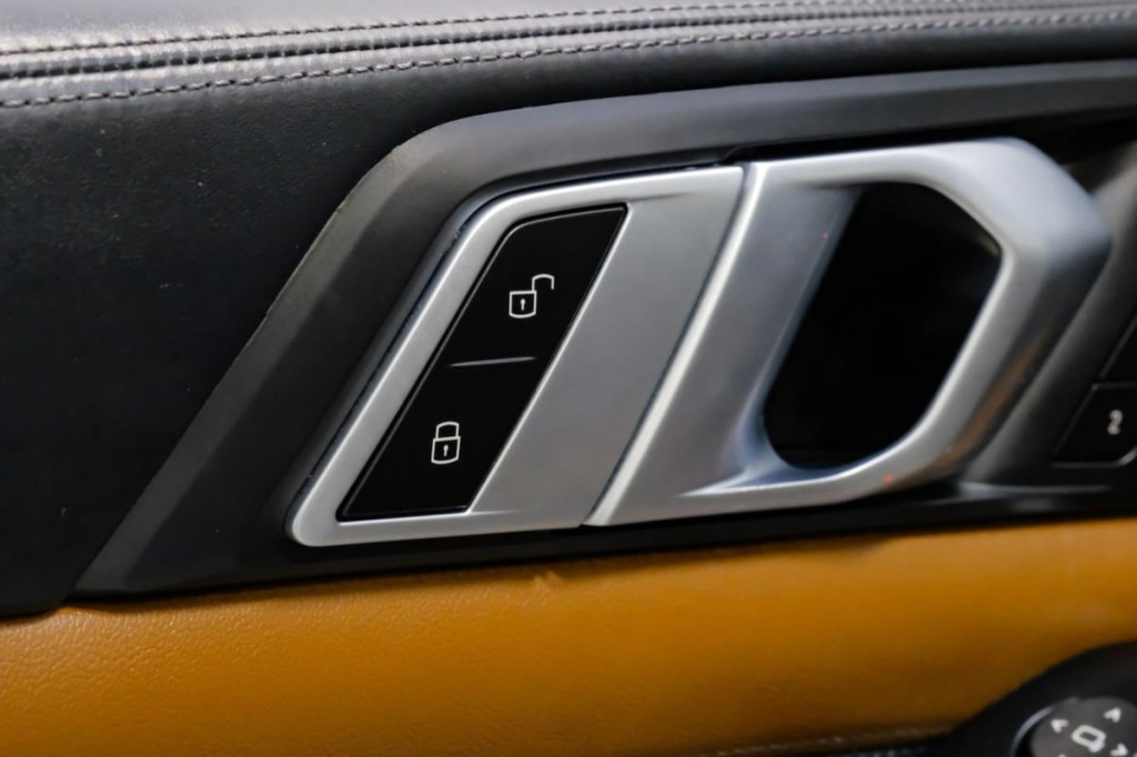 2021 BMW X5 Image 60