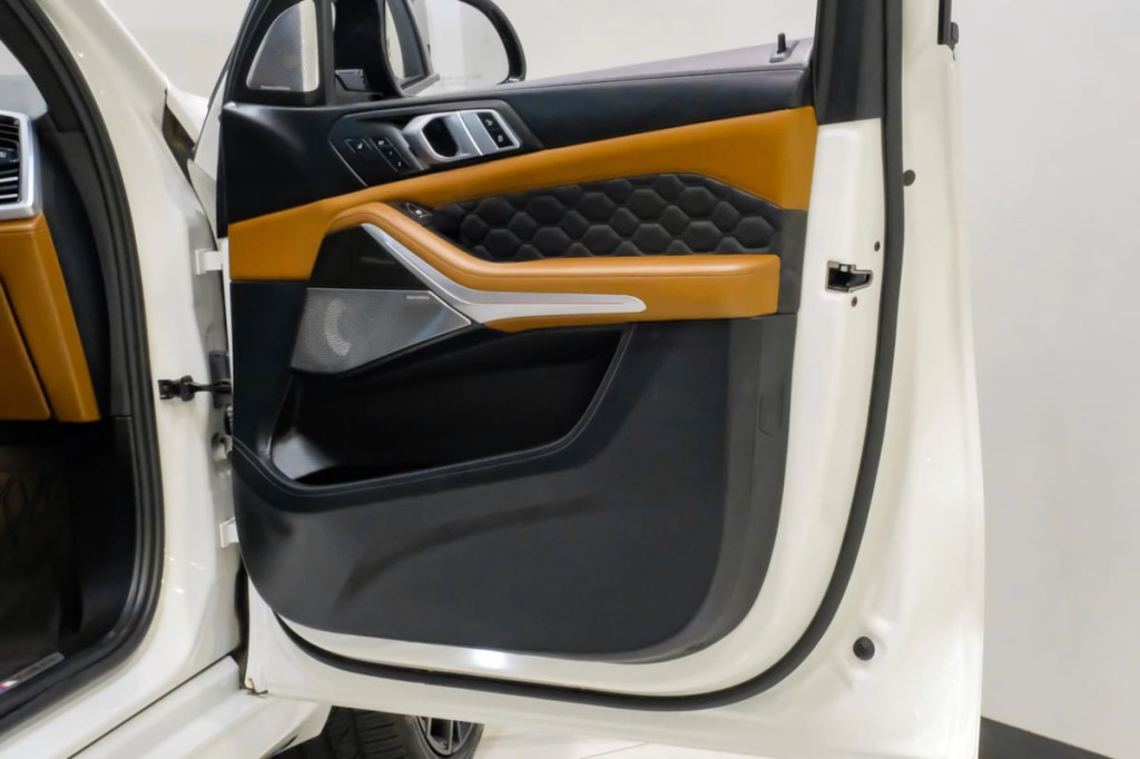 2021 BMW X5 Image 62
