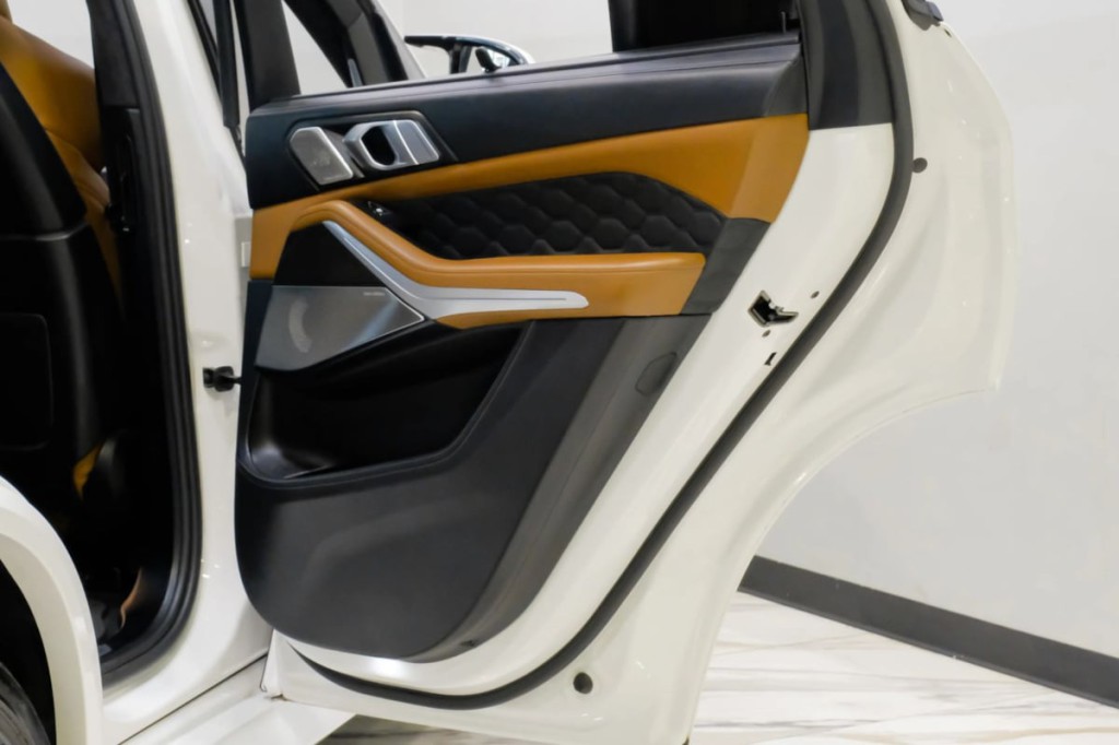 2021 BMW X5 Image 67