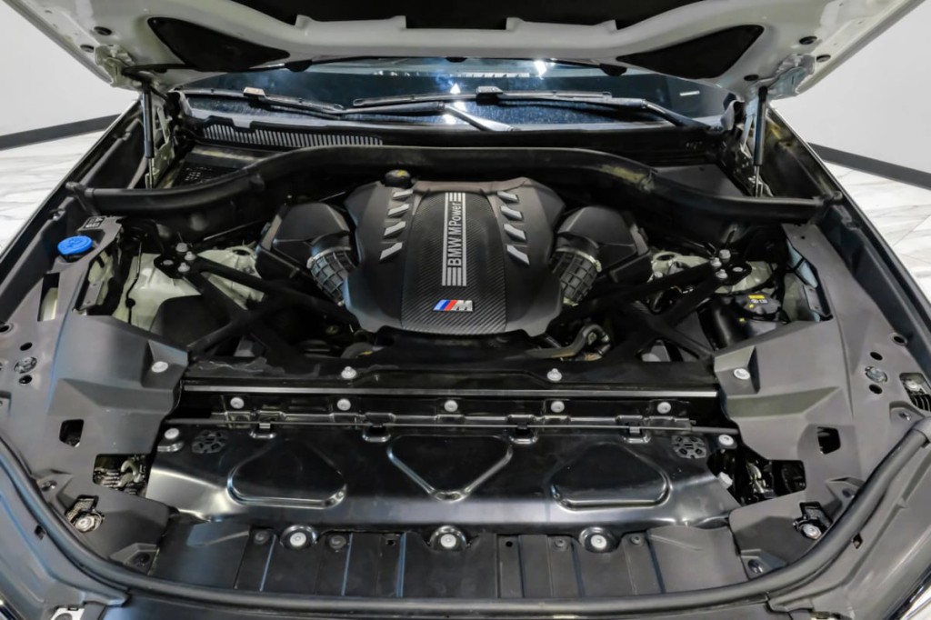 2021 BMW X5 Image 76