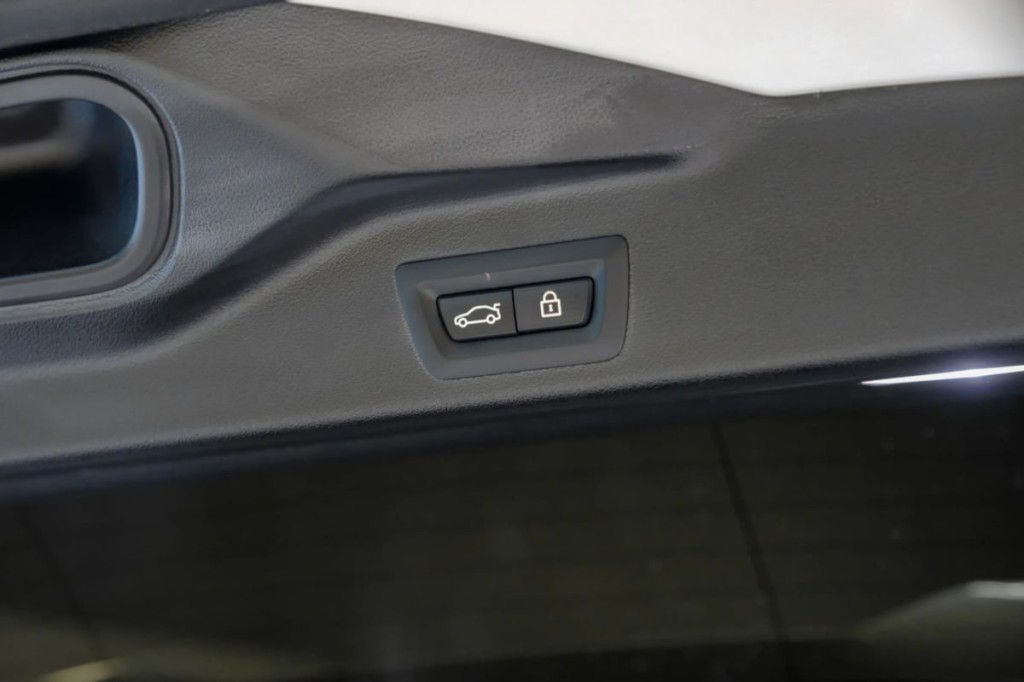 2021 BMW X5 Image 81