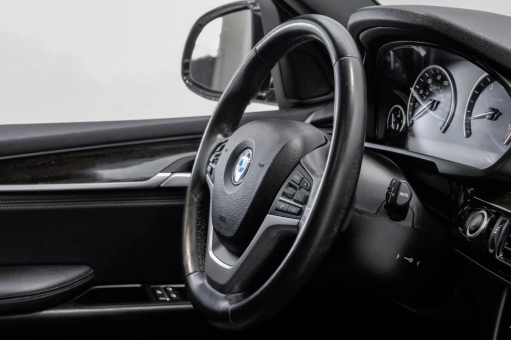 2018 BMW X5 Image 12