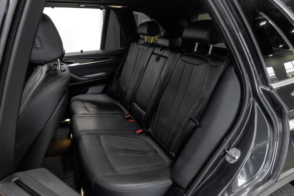 2018 BMW X5 Image 26