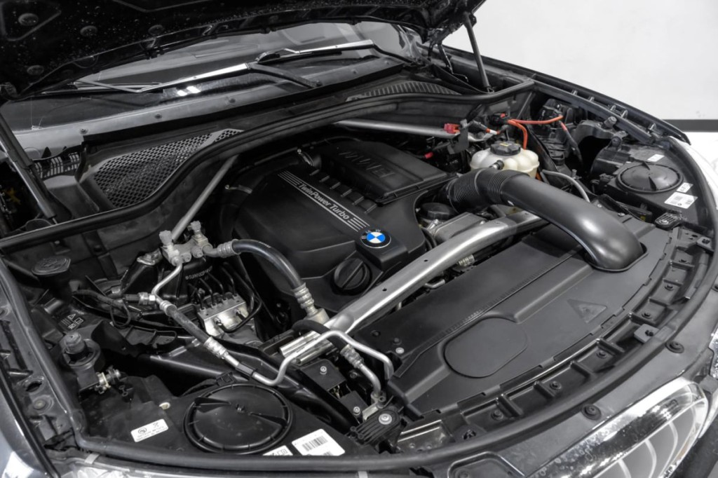 2018 BMW X5 Image 33