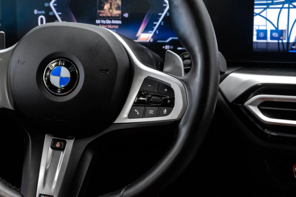 2024 BMW 3 Series Image 26