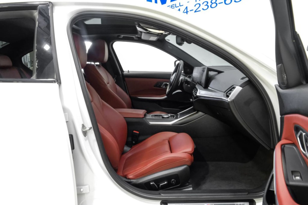 2024 BMW 3 Series Image 45