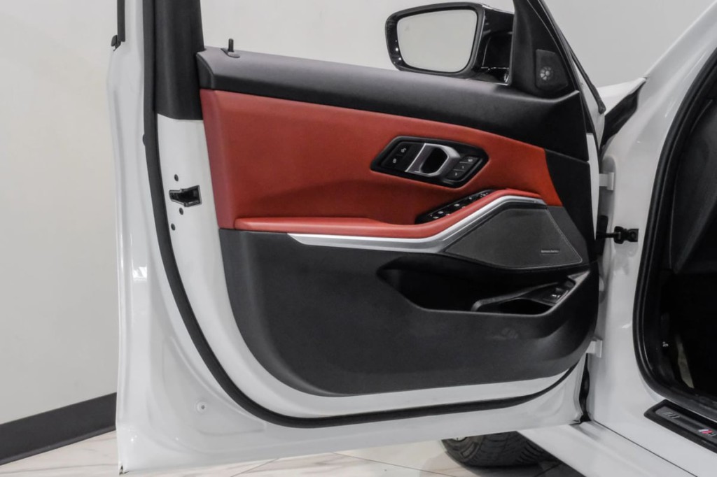 2024 BMW 3 Series Image 52