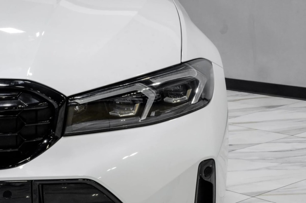 2024 BMW 3 Series Image 58