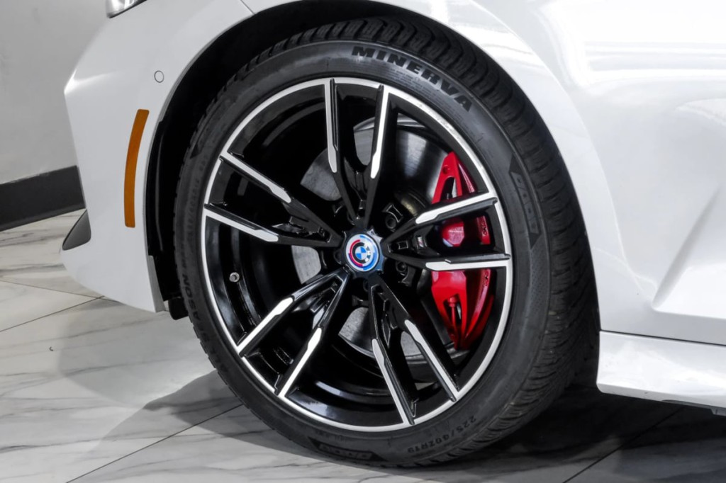2024 BMW 3 Series Image 68