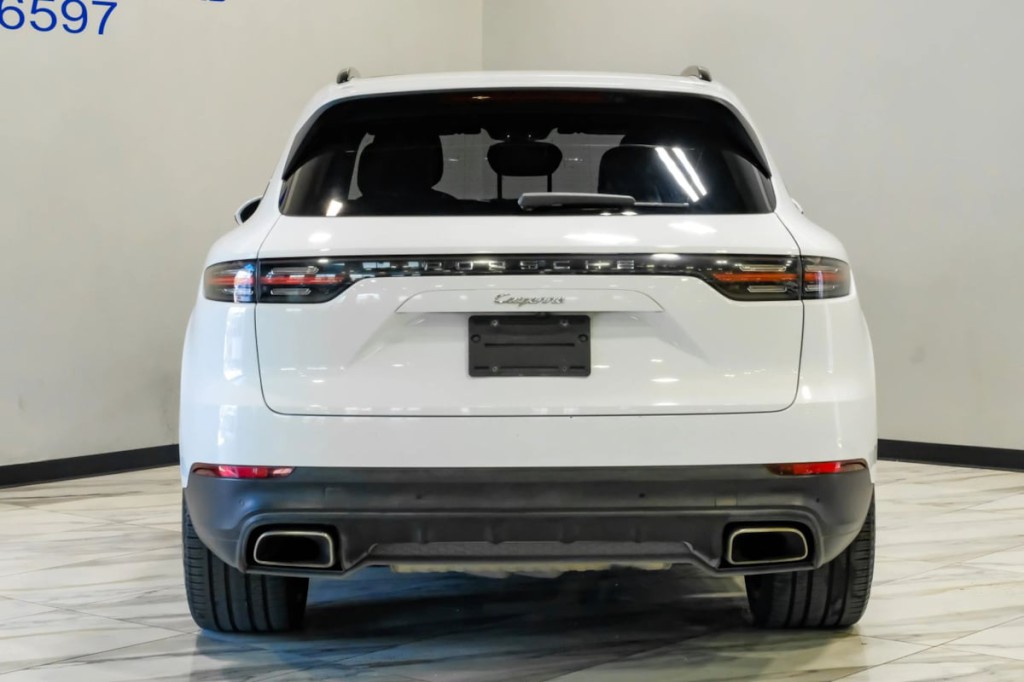 2019 Porsche Cayenne Image 15
