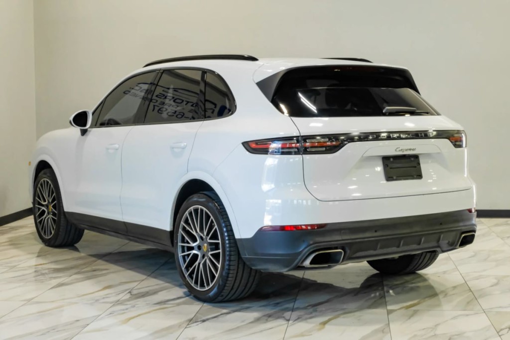 2019 Porsche Cayenne Image 16
