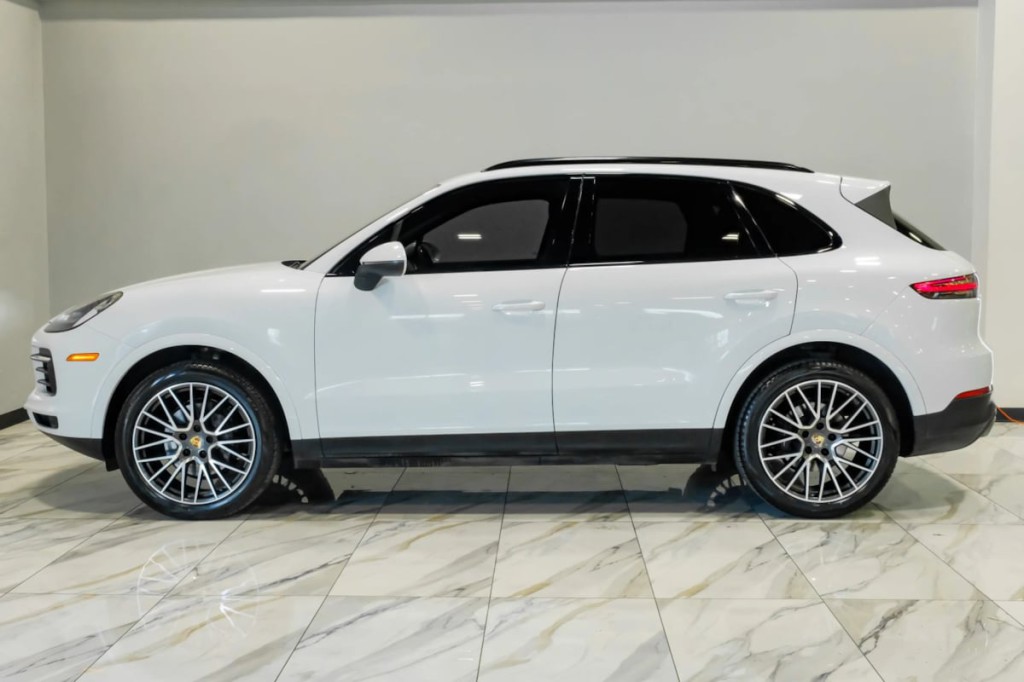 2019 Porsche Cayenne Image 17