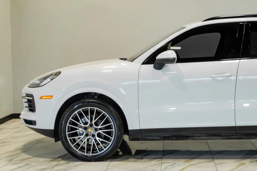 2019 Porsche Cayenne Image 18