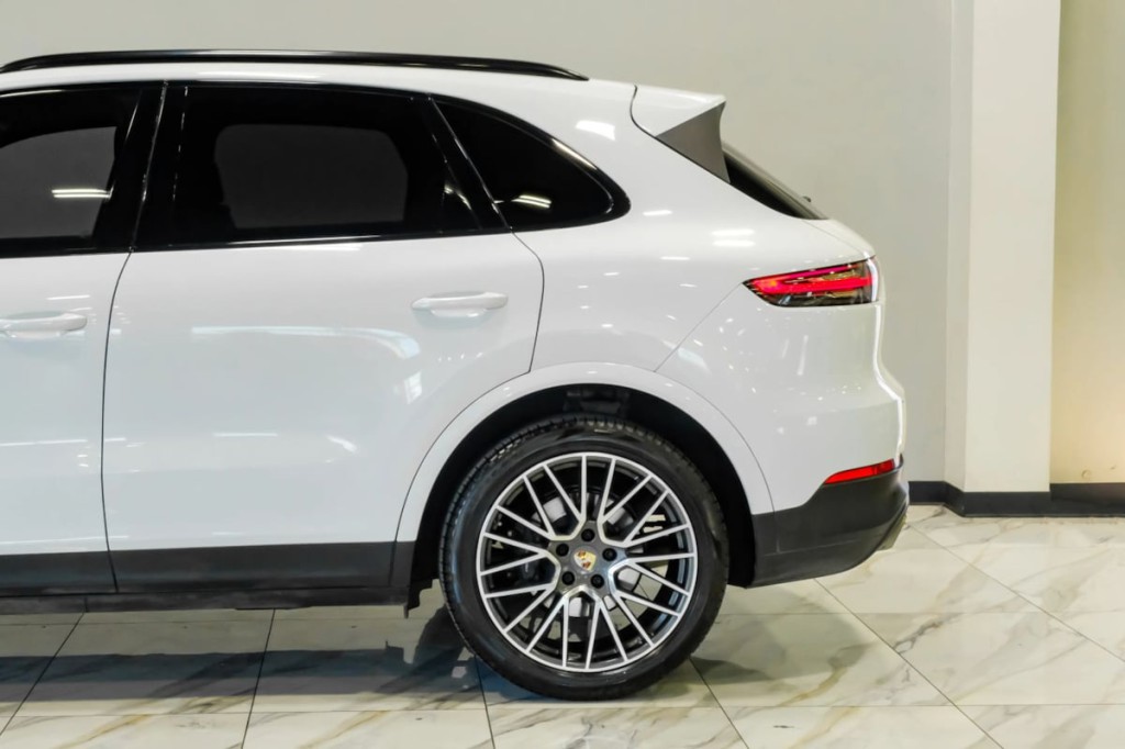 2019 Porsche Cayenne Image 19