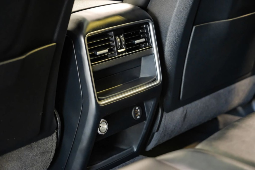 2019 Porsche Cayenne Image 46
