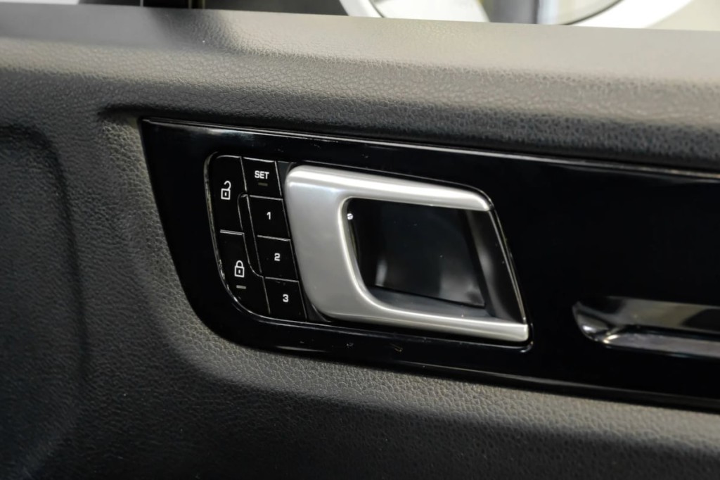 2019 Porsche Cayenne Image 54
