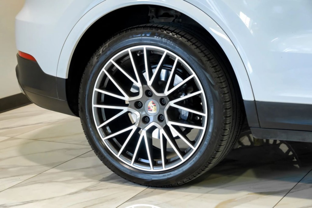 2019 Porsche Cayenne Image 64