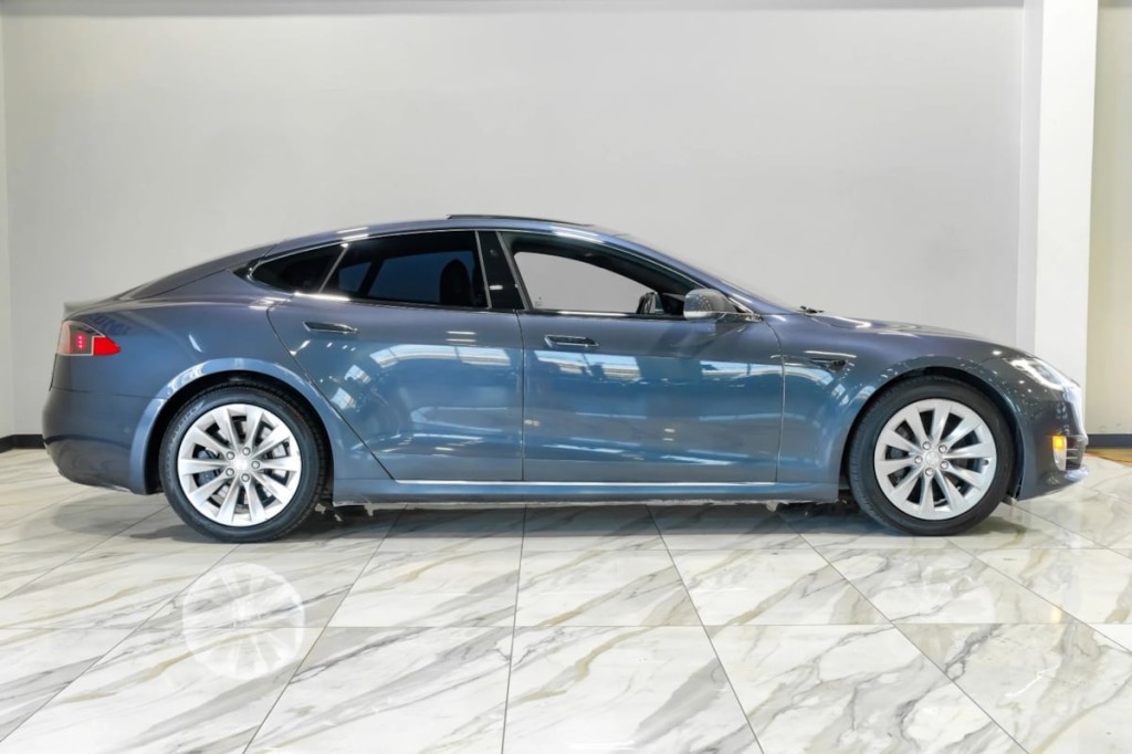 2018 Tesla Model S Image 9
