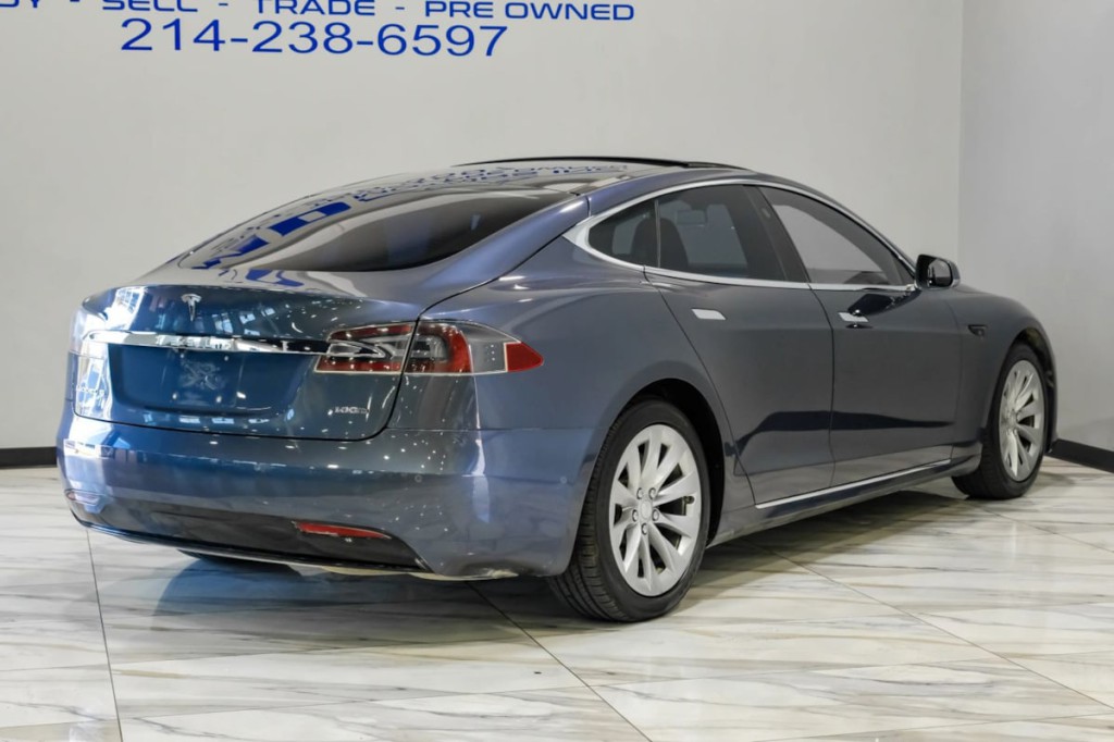 2018 Tesla Model S Image 10