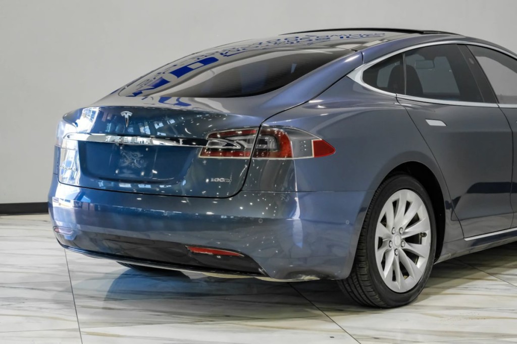 2018 Tesla Model S Image 11